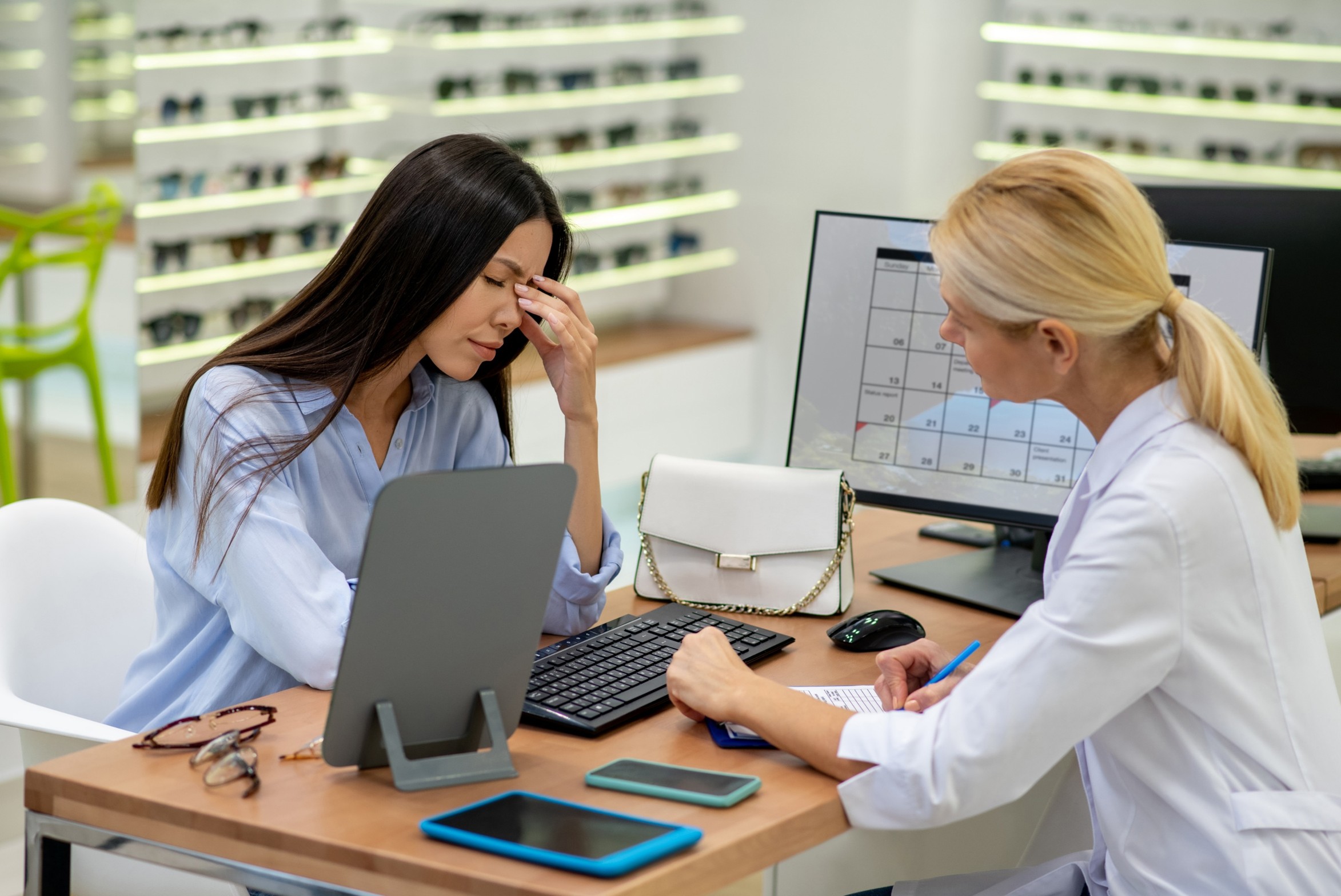 Troubleshooting Eyeglasses with Confidence